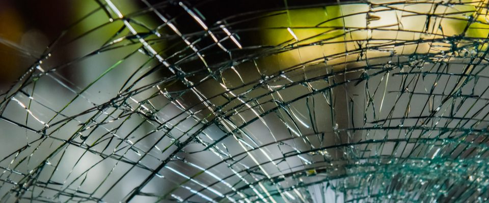 does insurance cover auto glass repair